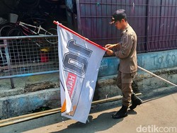 Bikin Kumuh Cimahi, Spanduk-Bendera Kampanye Ditertibkan