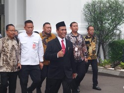 Senyum Amran Jadi Mentan Lagi: Berkah, Tadi Malam Hujan