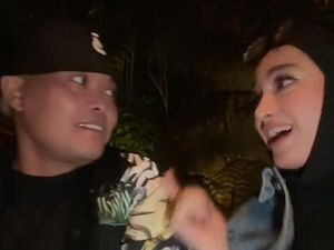 Cinta Santyka Fauziah pada Sule Tak Lekang oleh Usia Cinta Santyka Fauziah pada Sule Tak Lekang oleh Usia