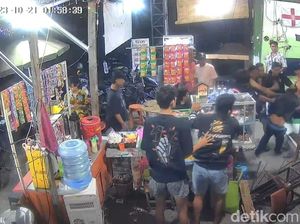 4 Pelaku Pengeroyokan di Rental PS Denpasar Ditangkap Polisi 4 Pelaku Pengeroyokan di Rental PS Denpasar Ditangkap Polisi