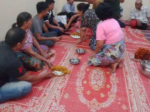 Tradisi Mangapuli Masyarakat Batak Toba untuk Menghibur yang Berduka Tradisi Mangapuli Masyarakat Batak Toba untuk Menghibur yang Berduka
