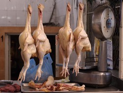 Jelang Nataru, Harga Daging Ayam di Tasik Tembus Rp 38 Ribu/Kg