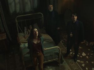 13 Film Horor Netflix yang Cocok Temani Malam Halloween, Berani Nonton? 13 Film Horor Netflix yang Cocok Temani Malam Halloween, Berani Nonton?