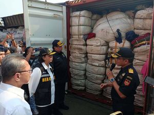Wah... Ternyata Begini Toh Modus Pasok Barang Ilegal ke Indonesia