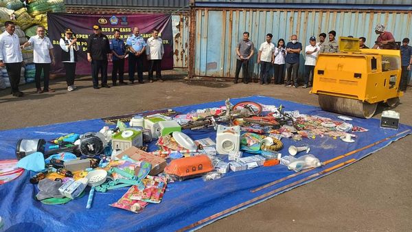 3 Menteri Jokowi Musnahkan Barang Impor Bekas Ilegal Senilai Rp 50 M