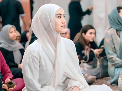 7 Pesona Aaliyah Massaid Berhijab di Acara Aurel, Dipuji Bak Bidadari Surga