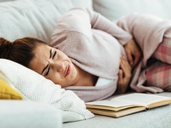 Kenapa Ya Haid Bikin Susah Tidur? Yuk Simak Penjelasannya di Sini!