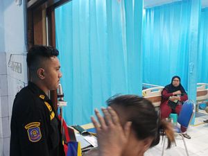 Dramatisnya Ibu Hamil Pecah Ketuban Nyaris Melahirkan di Jalanan Surabaya Dramatisnya Ibu Hamil Pecah Ketuban Nyaris Melahirkan di Jalanan Surabaya
