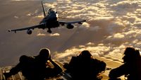 Atraksi Manuver Pesawat Tempur AU Spanyol di Militer Ocean Sky 2023