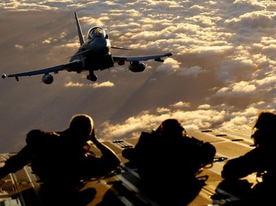 Atraksi Manuver Pesawat Tempur AU Spanyol di Militer Ocean Sky 2023