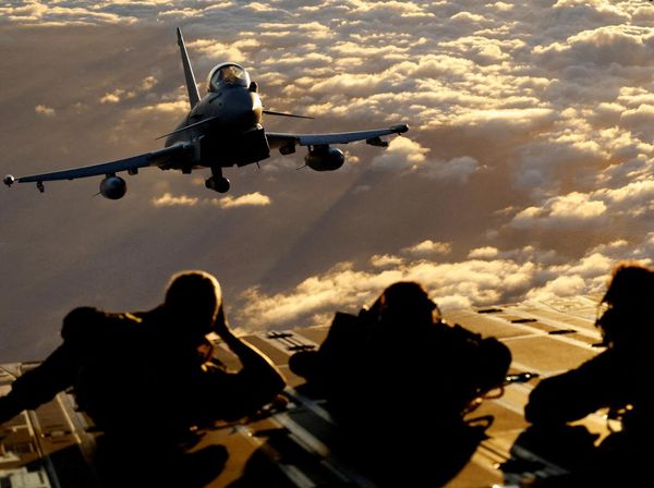 Atraksi Manuver Pesawat Tempur AU Spanyol di Militer Ocean Sky 2023
