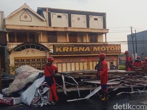 Potret Dahsyatnya Kerusakan Dampak Angin Kencang di Delanggu Klaten