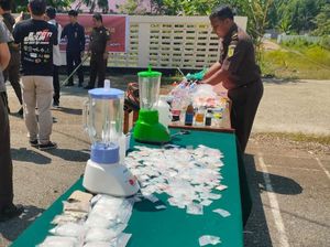 Kejari Luwu Timur Musnahkan 730 Gram Sabu Hasil Sitaan 80 Perkara Kejari Luwu Timur Musnahkan 730 Gram Sabu Hasil Sitaan 80 Perkara