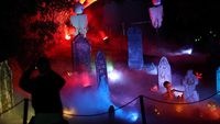 Menyusuri Negeri Ajaib Halloween di California, Berani?