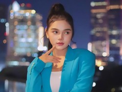 Nabilla Putri Dulu Pegawai Bank, Kini Jadi Model dan Ogah Foto Ekstrem