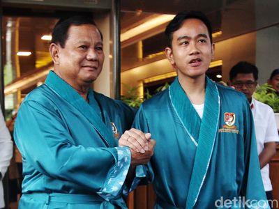 Pakai Piyama, Prabowo-Gibran Siap Jalani Tes Kesehatan di RSPAD
