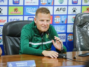 Tak Ada Nama Persebaya di CV Josep Gombau yang Ditulis Situs Aston Villa