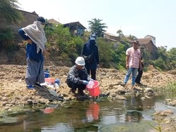 Sungai Welang Diduga Tercemar Limbah, Pj Bupati Pasuruan: Tunggu Hasil Lab