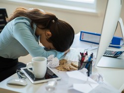 5 Makanan yang Bikin Stress Tambah Parah, Batasi Konsumsinya