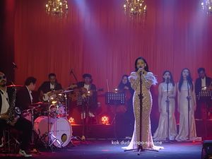 Lirik Lagu Dumes yang Dinyanyikan Suliyana Lirik Lagu Dumes yang Dinyanyikan Suliyana