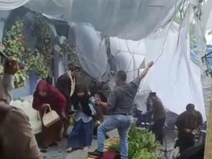 Viral Tenda Nikahan di Ponorogo Rusak Diterjang Hujan dan Angin Kencang
