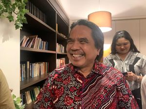 Tak Ada Aksi Demo di Rumah Mertua Kaesang Buntut Ucapan Ade Armando Tak Ada Aksi Demo di Rumah Mertua Kaesang Buntut Ucapan Ade Armando