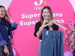 Kisah Pendiri Jiniso Laris Manis Jual Jeans hingga 7.000 Paket/Hari