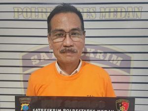 Jadi Tersangka Hoaks, Boasa Simanjuntak Terancam 6 Tahun Bui Jadi Tersangka Hoaks, Boasa Simanjuntak Terancam 6 Tahun Bui
