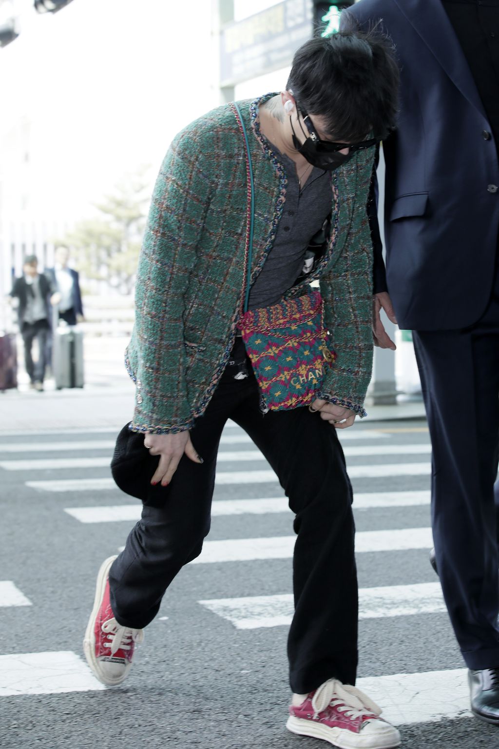 INCHEON, SOUTH KOREA - MAY 08: G-Dragon of South Korean boy band Bigbang is seen on departure at Incheon International Airport on May 08, 2023 in Incheon, South Korea. (Photo by Han Myung-Gu/WireImage)