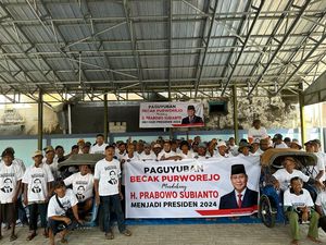 Tukang Becak di Purworejo Dukung Prabowo Jadi Presiden, Ini Harapannya