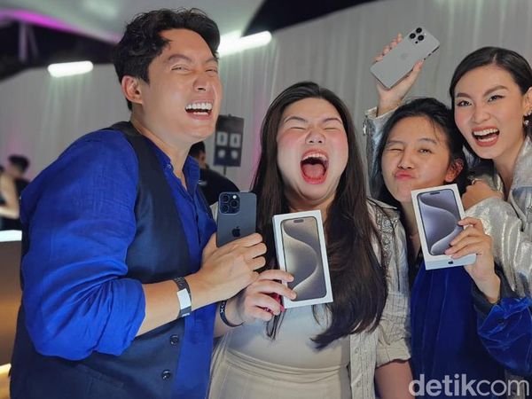 Kemeriahan Pesta Penyambutan iPhone 15 di Indonesia