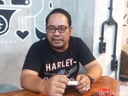 PDIP Sulsel Masifkan Kartu Nama Ganjar-Mahfud Usai Baliho Dicopot