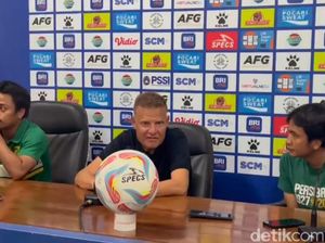 Alasan Josep Gombau Mainkan Song Ui-young Jadi Bek Tengah Alasan Josep Gombau Mainkan Song Ui-young Jadi Bek Tengah