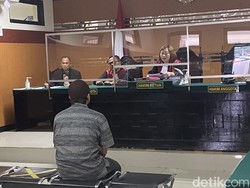 Respons Ayah Korban Usai Guru Cabul Sukabumi Divonis Bebas