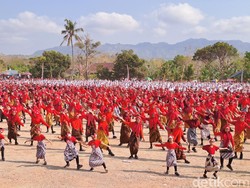 Sambut Sumpah Pemuda, 4.000 Pelajar-Warga Wuryantoro Menari Bersama