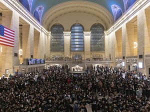 Aksi Massa Pro-Palestina Lumpuhkan Stasiun New York