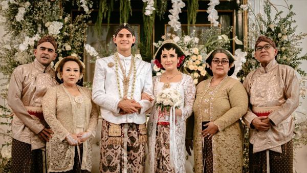 7 Foto Amanda Gonzales Menikah dengan Atlet Filipina Mualaf, Pakai Adat Jawa