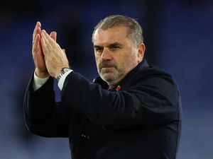 Tottenham Menang Lagi, Postecoglou Rekor Lagi