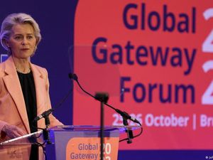 Eropa Kebut Proyek Investasi Demi Saingi Inisiatif Sabuk-Jalan Milik China