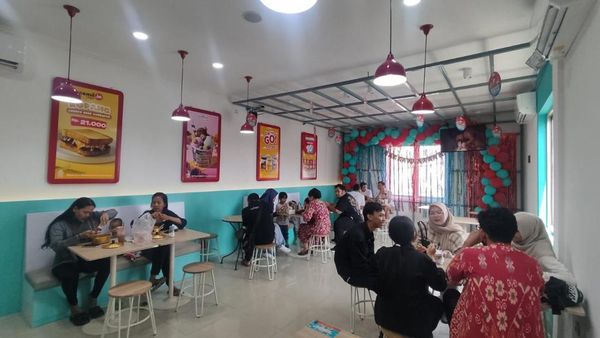 Jajanan Kekinian 3-in-1 Jadi Destinasi Wisata Kuliner Baru