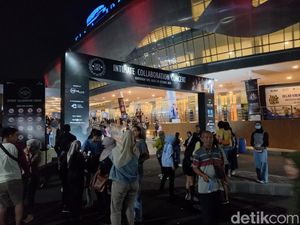 Cerita Cinta di Solo Hadirkan Kahitna hingga Rizky Febian, Penonton Antusias Cerita Cinta di Solo Hadirkan Kahitna hingga Rizky Febian, Penonton Antusias