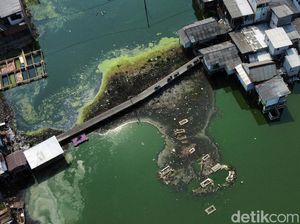 Potret Kampung Apung Surut Akibat Kemarau Panjang