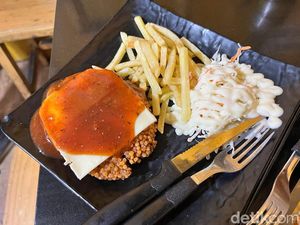 Mantan Chef Jualan Steak di Alun-Alun Bekasi, Harganya Rp 20.000an! Mantan Chef Jualan Steak di Alun-Alun Bekasi, Harganya Rp 20.000an!