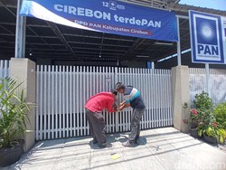 Kantor DPD PAN Kabupaten Cirebon Digembok Eks Ketua