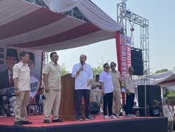 Rosan: Pak Jokowi Jelas Ada di Mana, Banyak Pendukungnya Jadi Relawan Prabowo
