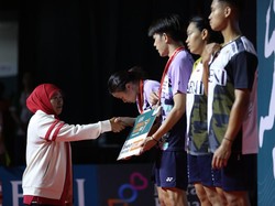 Bangganya Khofifah Melihat Atlet Indonesia Berjuang hingga Dapat Gelar
