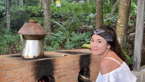 Kulineran Seru Amanda Gonzales, Anak Cristian Gonzales yang Baru Nikah