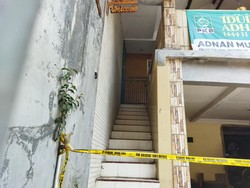 Ada Darah Kering di Istri Saat Dievakuasi dari TKP Pria-Balita Tewas di Koja