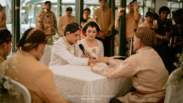Pernikahan Amanda Gonzales dan Christian Rontini