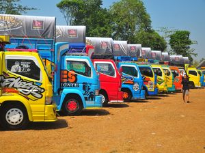 Ratusan Truk Ikut Kontes Modifikasi di Kudus, Begini Potretnya